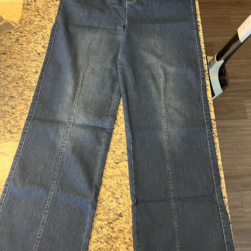 These were advertised as Oprah’s favorite jeans!